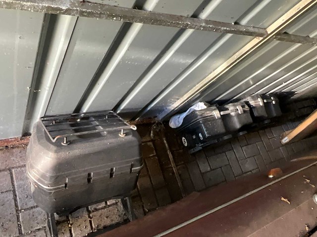 Voorraad auto-onderdelen o.a. carrosserie, interieur, velgen van mg, mini - afbeelding 37 van  41
