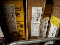 Voorraad auto-onderdelen o.a. remblokken, radiatoren, interieur/oliefilters + 12 meter legbordstelling - afbeelding 18 van  28