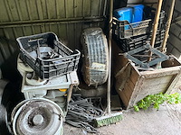Voorraad auto-onderdelen o.a. remblokken, radiatoren, interieur/oliefilters + 12 meter legbordstelling - afbeelding 21 van  28