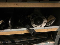 Voorraad auto-onderdelen o.a. stuurkolomsystemen, kogelkoppelingen, accukabels, keerringen, ecd, versnellingspoken - afbeelding 8 van  17