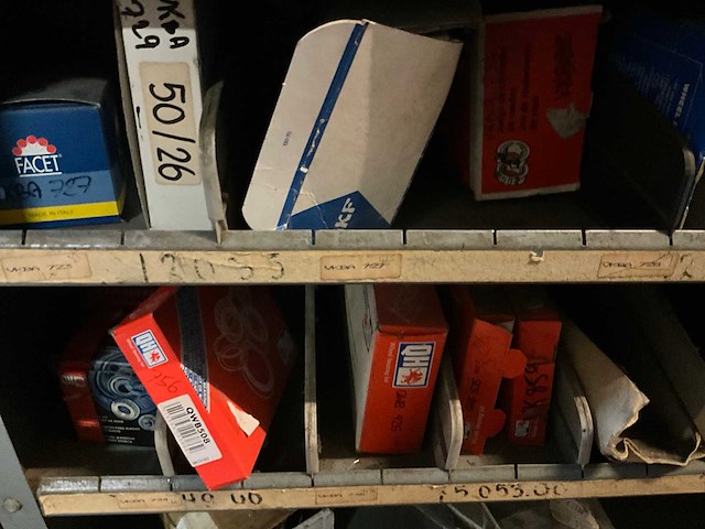 Voorraad auto-onderdelen o.a. wiellagers sets, bougies - afbeelding 11 van  11