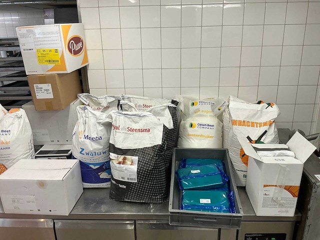 Voorraad bakkersgrondstoffen - afbeelding 1 van  10