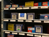 Voorraad elektronische auto-onderdelen o.a. stroomverdelers - afbeelding 15 van  19