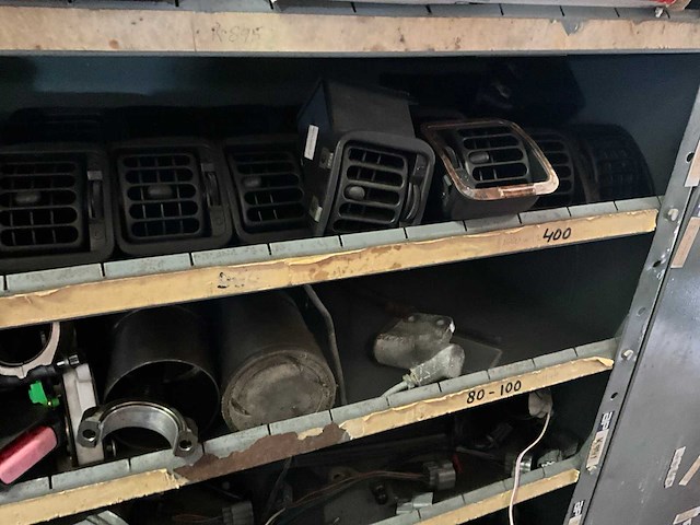 Voorraad gebruikte auto-onderdelen - afbeelding 9 van  20