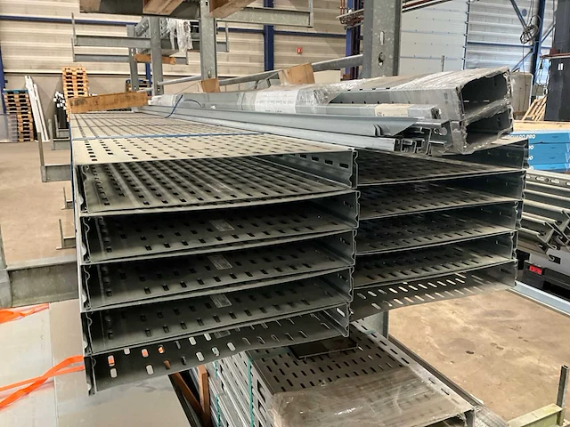 Voorraad kabelgoot profielstaal - afbeelding 5 van  7