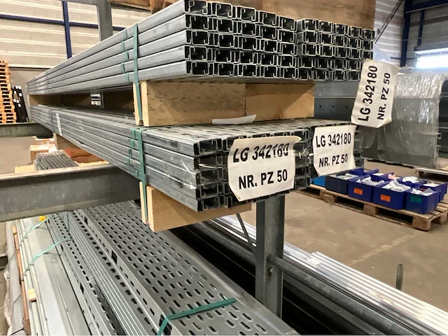 Voorraad kabelgoot profielstaal - afbeelding 7 van  11