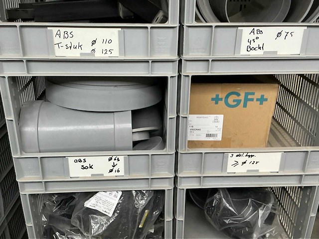 Voorraad kunststof bochten, sokken, moffen, kragen, t-stukken, eindkappen - afbeelding 4 van  61