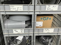 Voorraad kunststof bochten, sokken, moffen, kragen, t-stukken, eindkappen - afbeelding 4 van  61