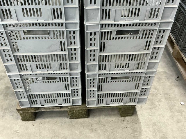 Voorraad kunststof bochten, sokken, moffen, kragen, t-stukken, eindkappen - afbeelding 17 van  61