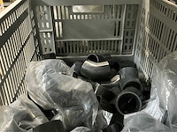 Voorraad kunststof bochten, sokken, moffen, kragen, t-stukken, eindkappen - afbeelding 48 van  61
