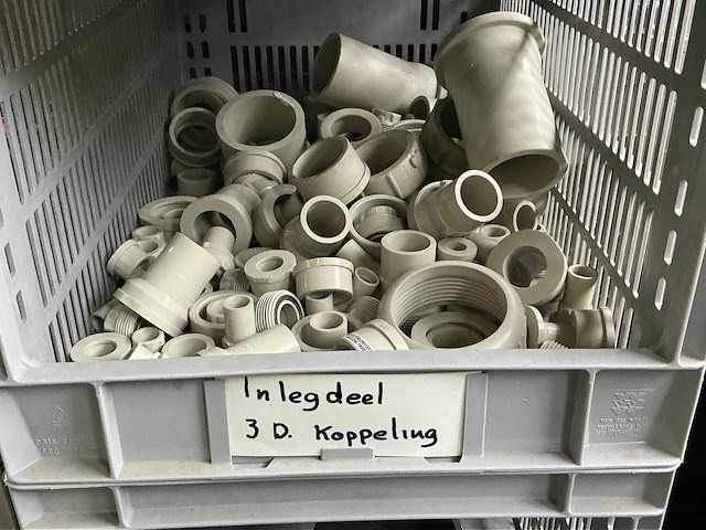 Voorraad kunststof bochten, sokken, moffen, kragen, t-stukken, eindkappen - afbeelding 54 van  61