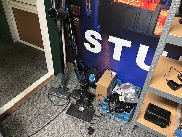 Voorraad magazijn geluid / licht - afbeelding 14 van  21