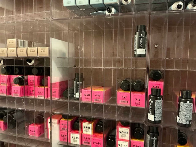 Voorraad schwarzkopf haarverzorging - afbeelding 16 van  46