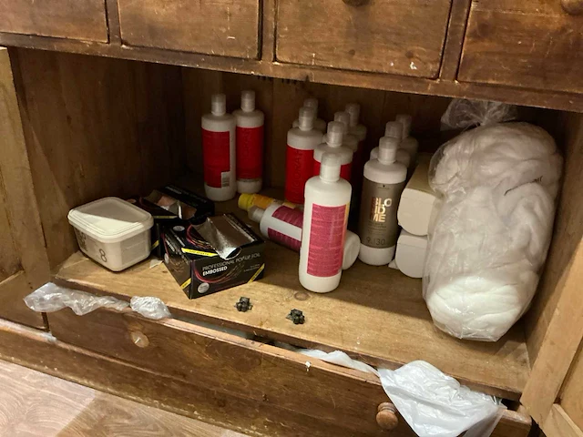 Voorraad schwarzkopf haarverzorging - afbeelding 37 van  46