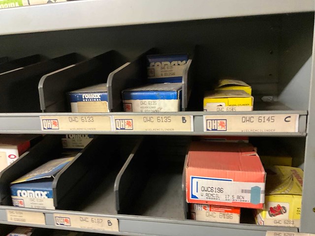 Voorraad wielremcilinders, hulpcilinder -onderdelen, wiellagers - afbeelding 6 van  26
