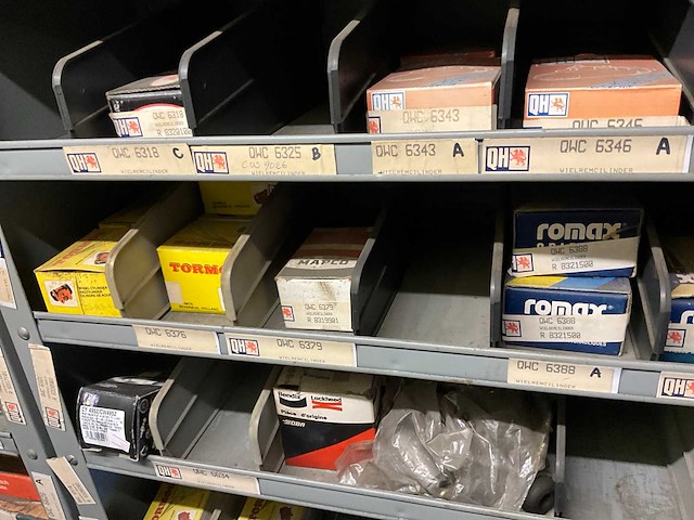 Voorraad wielremcilinders, hulpcilinder -onderdelen, wiellagers - afbeelding 8 van  26