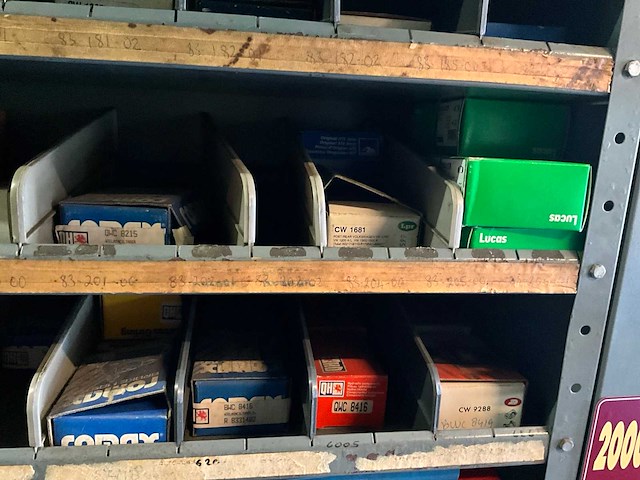 Voorraad wielremcilinders, hulpcilinder -onderdelen, wiellagers - afbeelding 24 van  26