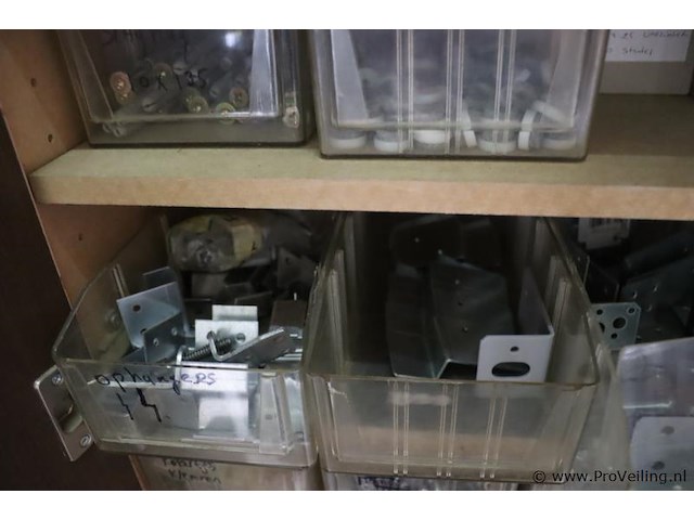 Voorraadkast incl. inhoud bestaande uit bevestigingsmaterialen - afbeelding 5 van  10