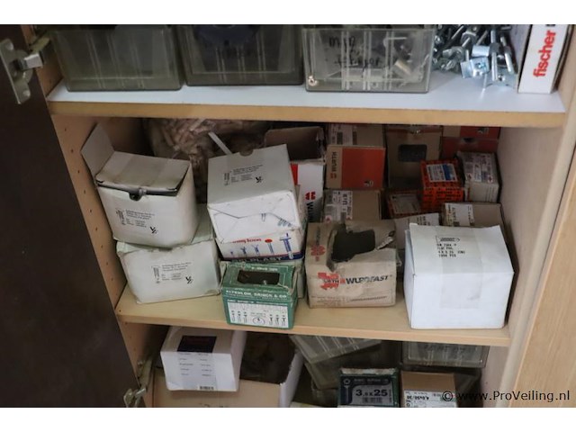 Voorraadkast incl. inhoud bestaande uit bevestigingsmaterialen - afbeelding 9 van  10