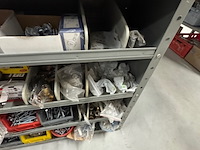 Voorraadkast met ijzerwaren - afbeelding 11 van  16