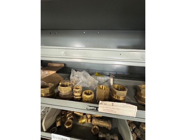 Voorraadkast met koppelingen - afbeelding 10 van  15