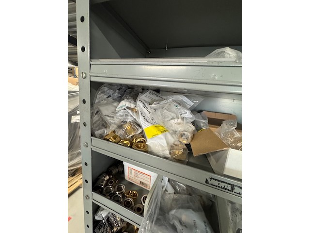 Voorraadkast met koppelingen - afbeelding 11 van  15