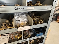 Voorraadkast met koppelingen - afbeelding 15 van  15