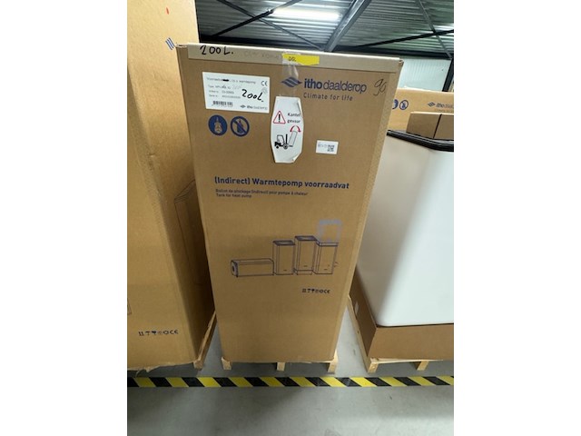 Voorraadvat voor warmtepomp, wpv 200l 3g - afbeelding 1 van  2