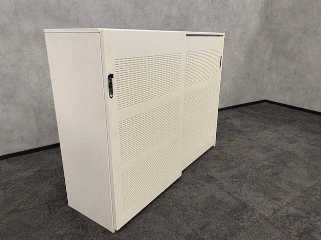 Voortman - akoestische stalen schuifdeurkast met sleutel - afbeelding 8 van  9