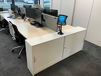 Voortman duo werkplek met 2 x interstuhl bureaustoel en 2 x ladeblok