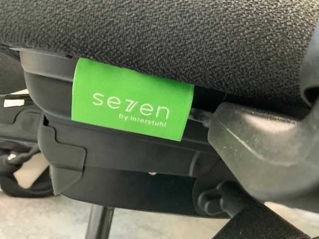 Voortman duo werkplek met 2 x interstuhl bureaustoel en 2 x ladeblok - afbeelding 4 van  13