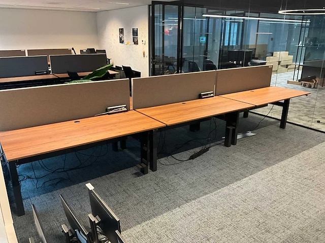 Voortman elektrisch duo zit-sta bureau (3x) - afbeelding 1 van  6