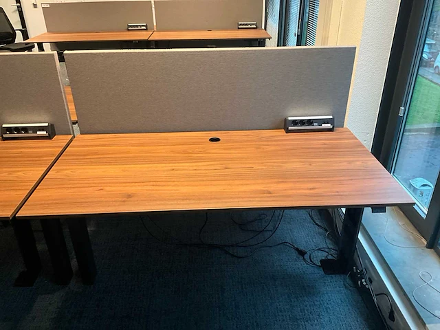 Voortman elektrisch duo zit-sta bureau (3x) - afbeelding 4 van  6