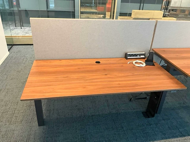 Voortman elektrisch duo zit-sta bureau (3x) - afbeelding 6 van  10
