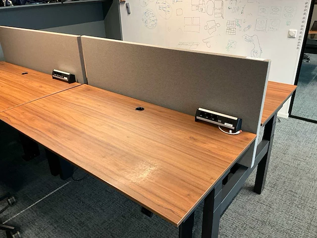 Voortman elektrisch duo zit-sta bureau (4x) - afbeelding 1 van  4