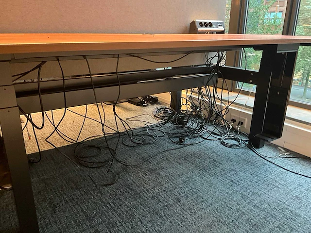 Voortman elektrisch duo zit-sta bureau - afbeelding 4 van  5