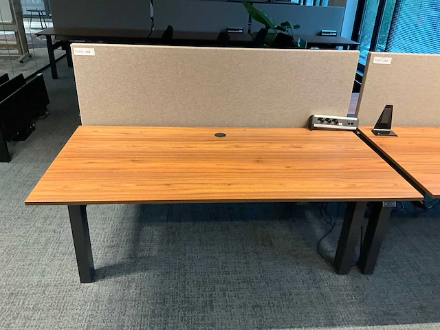 Voortman elektrisch duo zit-sta bureau - afbeelding 2 van  5