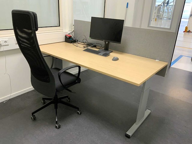 Voortman werkplek met bureaustoel en ladeblok - afbeelding 4 van  10