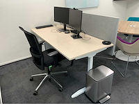 Voortman werkplek met interstuhl bureaustoel en ladeblok