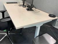 Voortman werkplek met interstuhl bureaustoel en ladeblok - afbeelding 6 van  9