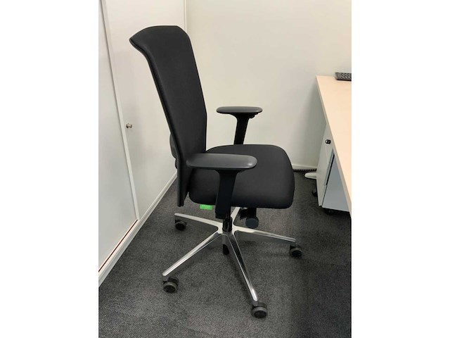 Voortman werkplek met interstuhl bureaustoel en ladeblok - afbeelding 8 van  9