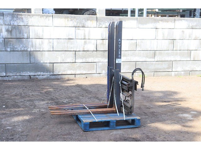 Vorkenbord cascade 28g2-fds-117 2800kg 2016 - afbeelding 1 van  1