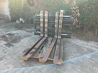 Vorkenbord met dubbele vorken - afbeelding 2 van  9