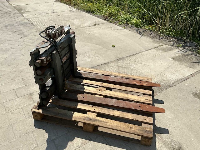 Vorkenbord + side shift - afbeelding 1 van  8