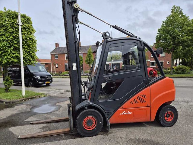 Vorkheftruck, linde, orange/zwart - afbeelding 1 van  6