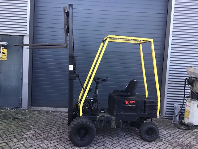 Vorkheftruck - afbeelding 10 van  11