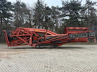 Vorkheftrucks, stapelaars, kranen en voertuigen