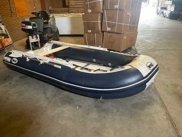 Vortex 320 rubberboot inclusief yamaha buitenboordmotor - afbeelding 1 van  9