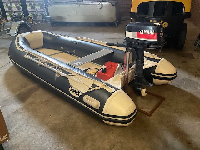 Vortex 320 rubberboot inclusief yamaha buitenboordmotor - afbeelding 7 van  9