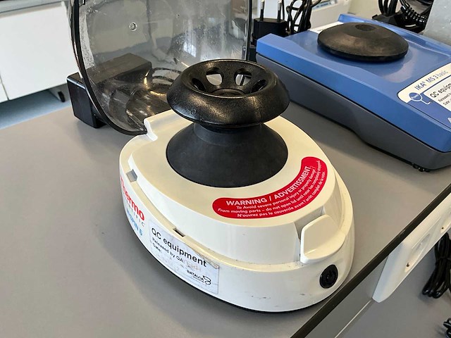 Vortex mixer (4x) - afbeelding 3 van  9